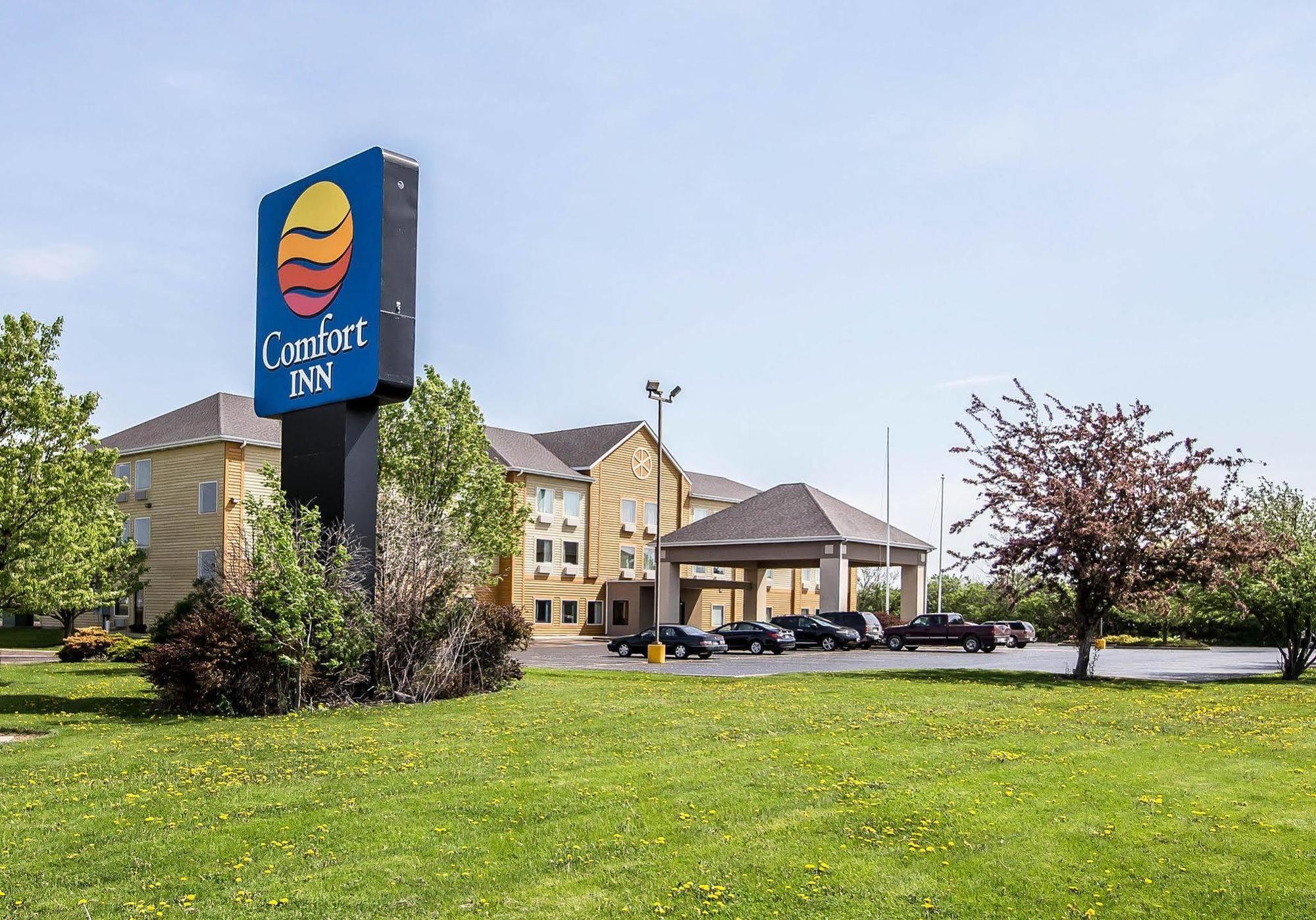 Quality Inn&Suites Mendota near I-39 Esterno foto