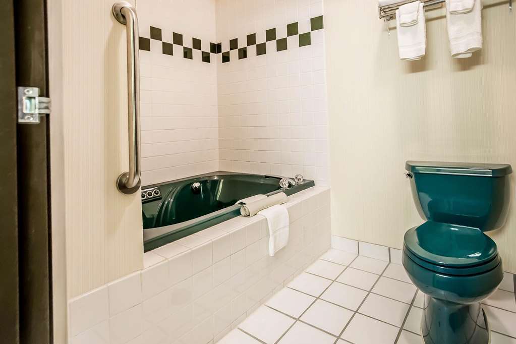 Quality Inn&Suites Mendota near I-39 Camera foto